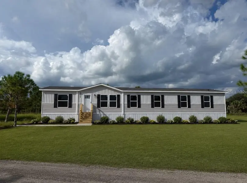16117 NW 284TH ST, Okeechobee, FL 34972