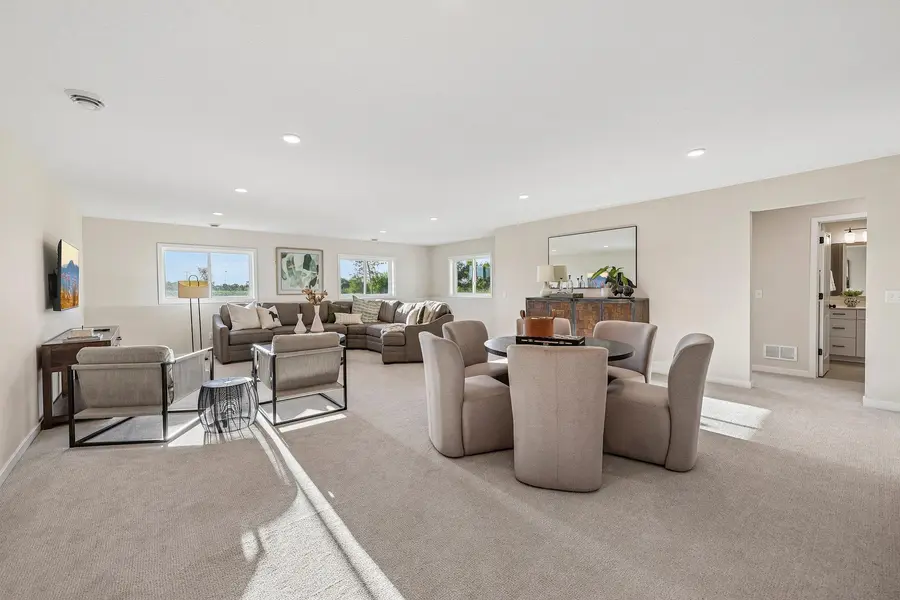 19140 Cloverleaf WAY, Farmington, MN 55044