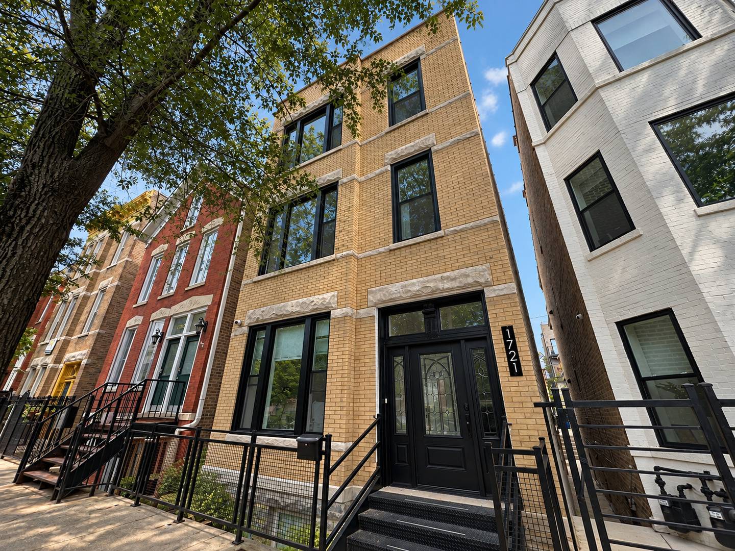 1721 W Pierce AVE #3, Chicago, IL 60622
