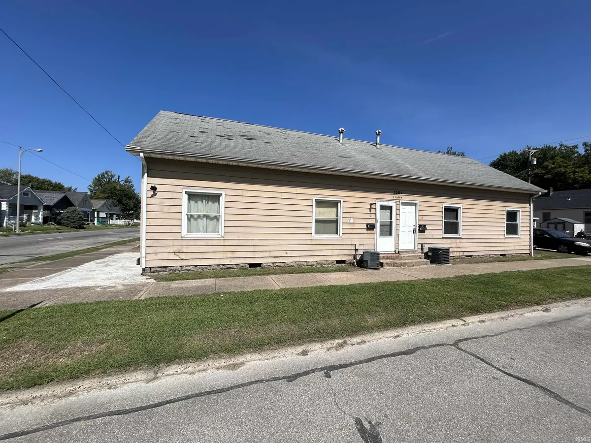 1301 N Garvin ST, Evansville, IN 47711-4651