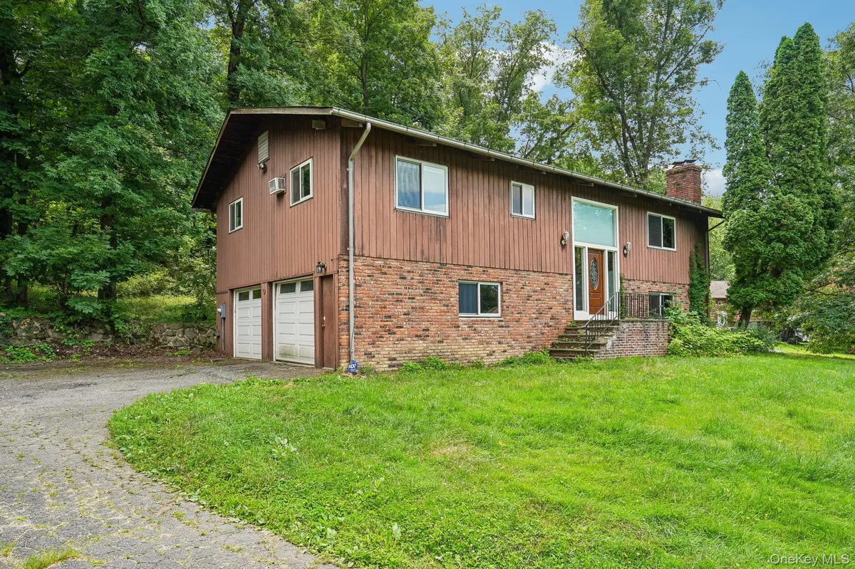 10 Oconnor CT, Montrose, NY 10548
