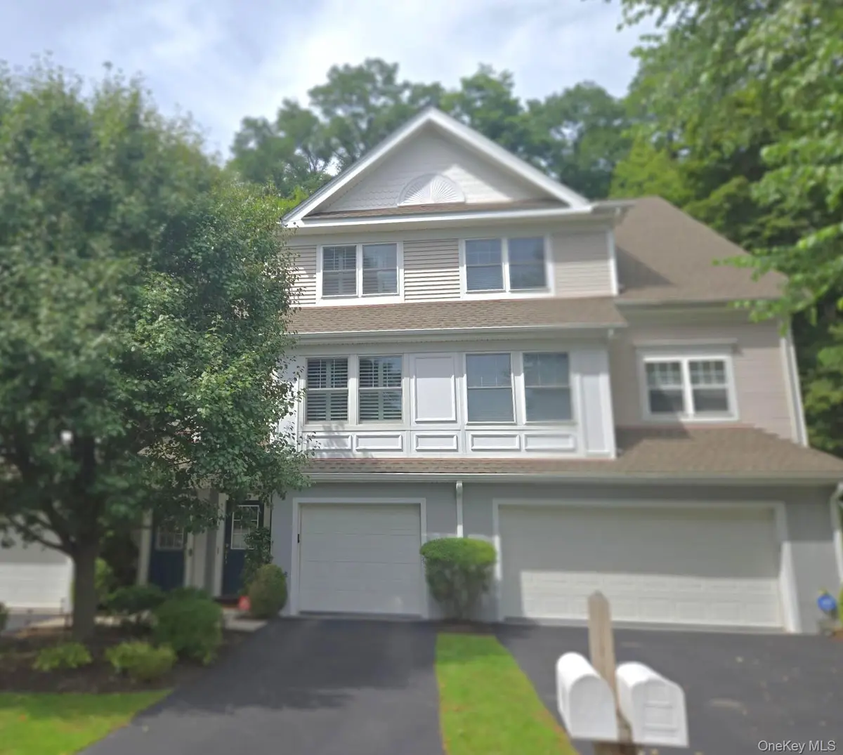 146 Underhill LN, Peekskill, NY 10566