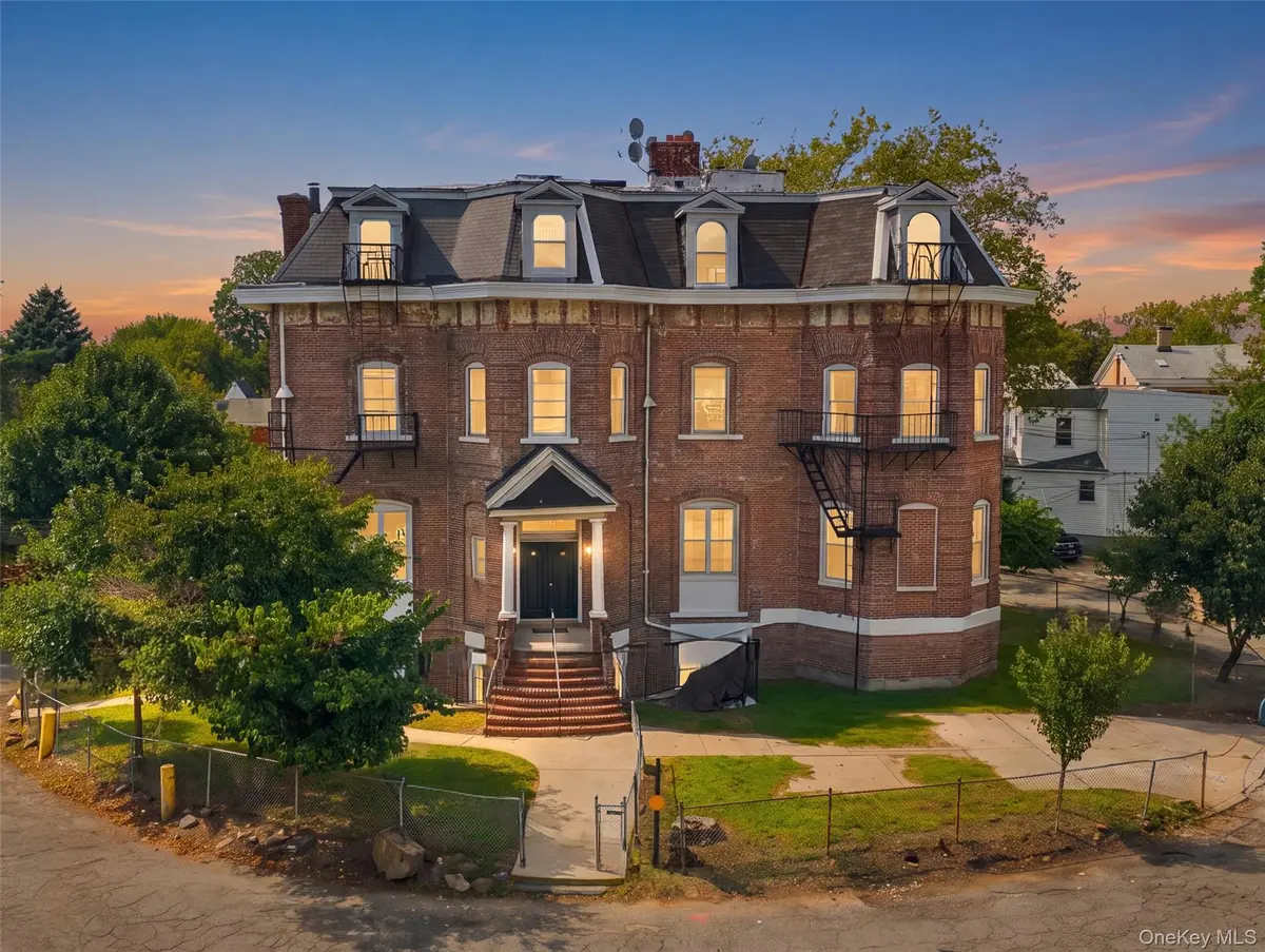 11-41 123rd ST, College Point, NY 11356