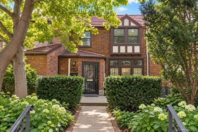 6750 Ingram ST, Forest Hills, NY 11375