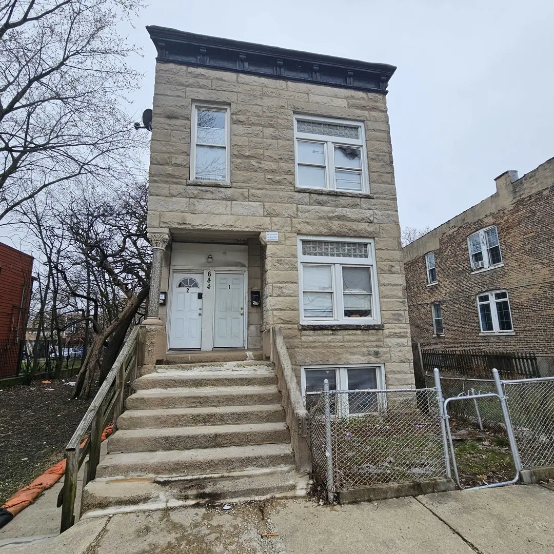 644 N Albany AVE, Chicago, IL 60612