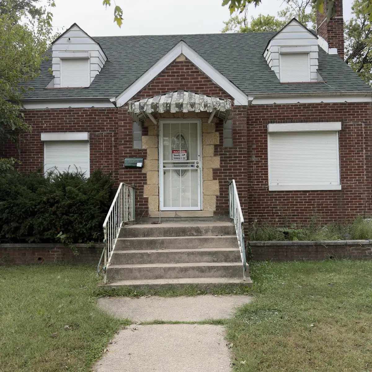 4660 Delaware ST, Gary, IN 46409