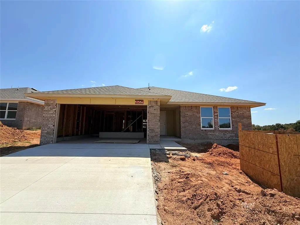 21224 SE 31st ST, Harrah, OK 73045