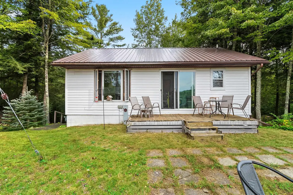 15808 E CHAIN LAKE RD, Lakewood, WI 54138