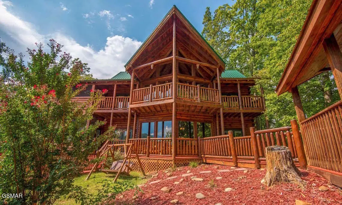 3764 Ivy Way, Sevierville, TN 37876