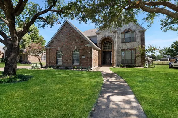 112 Dunford Drive, Heath, TX 75032