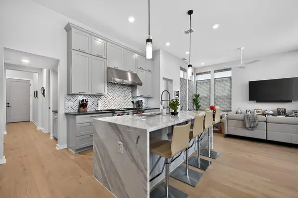 4208 Endurance WAY, Austin, TX 78731