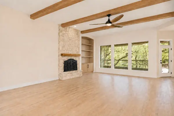 300 High Plains DR, Dripping Springs, TX 78620