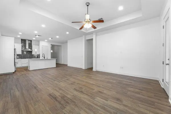 5209 Mandevilla DR, Austin, TX 78739