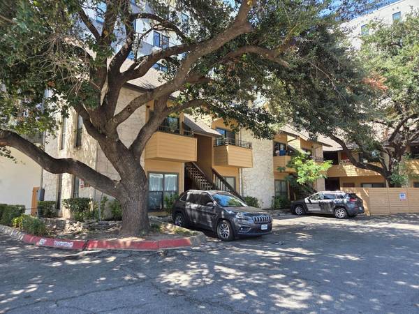2714 Nueces ST #102, Austin, TX 78705