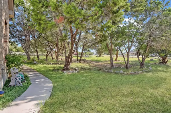 643 Shady HOLW, New Braunfels, TX 78132