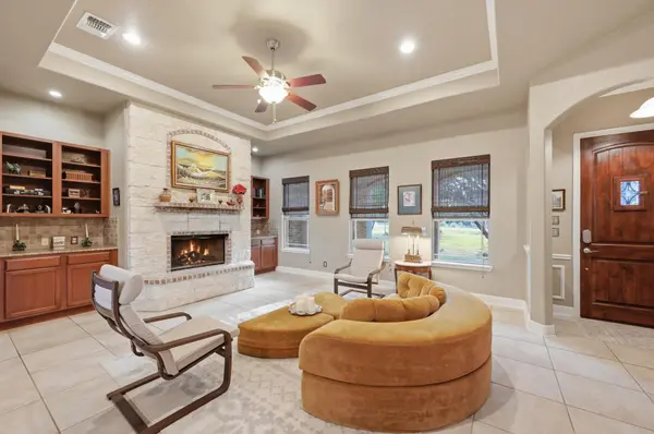 643 Shady HOLW, New Braunfels, TX 78132