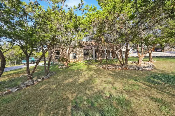 643 Shady HOLW, New Braunfels, TX 78132