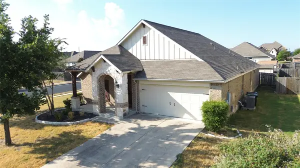 1000 Farm House CV, Hutto, TX 78634