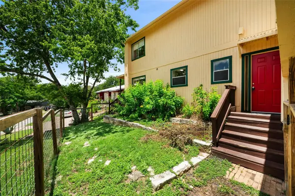 2316 Montclaire ST #A, Austin, TX 78704