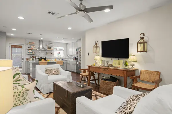 1110 W Oltorf ST, Austin, TX 78704