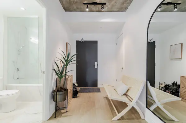 608 Richmond ST #317, Toronto C01, ON M5V 0N9