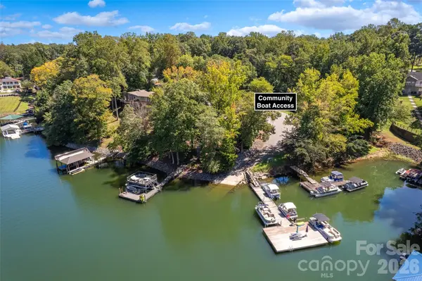 247 Spring Shore RD, Statesville, NC 28677