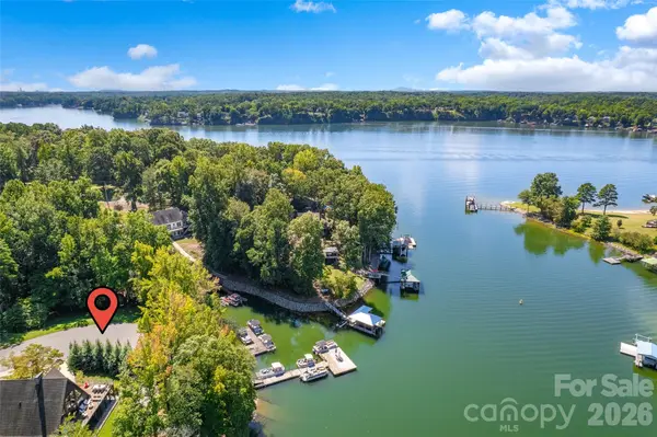 247 Spring Shore RD, Statesville, NC 28677