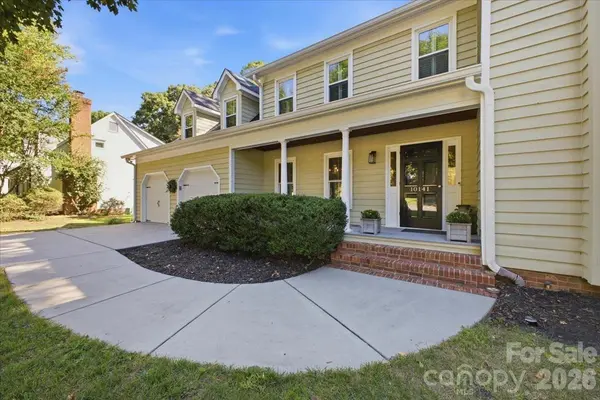 10141 Hanover Glen RD, Charlotte, NC 28210