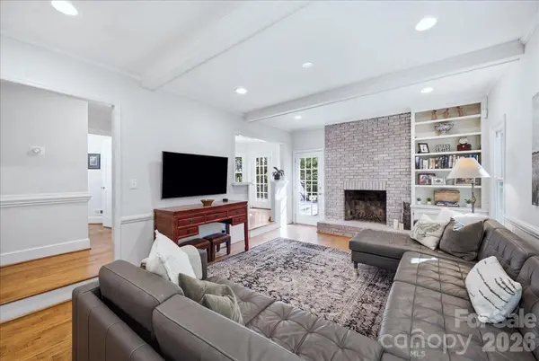 10141 Hanover Glen RD, Charlotte, NC 28210