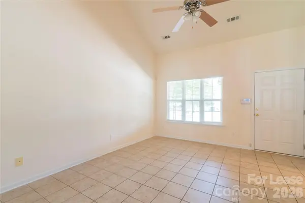 11014 Derryrush DR, Charlotte, NC 28213