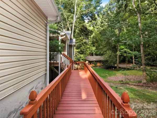 6238 King George DR, Charlotte, NC 28213