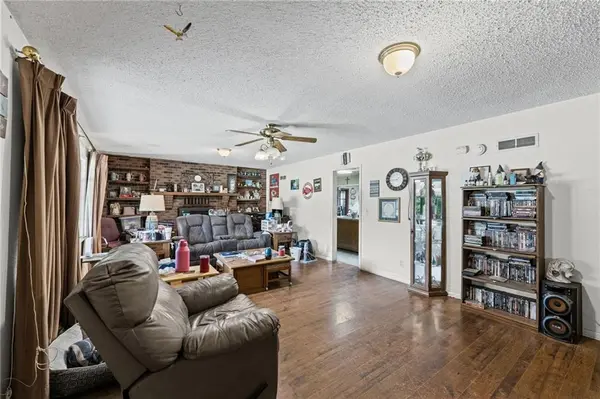 1109 N Kentucky ST, Iola, KS 66749