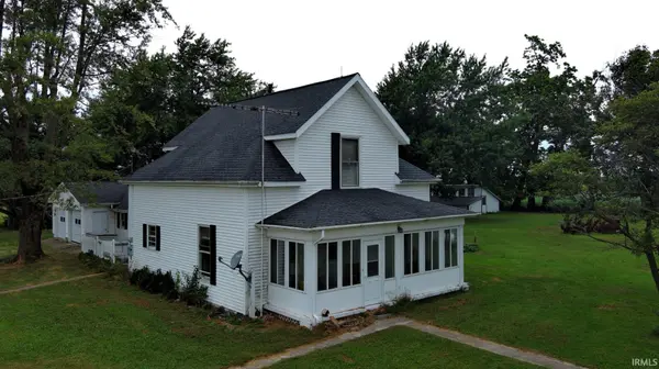 1606 N County Road 1350 ***, Kempton, IN 46049-9613