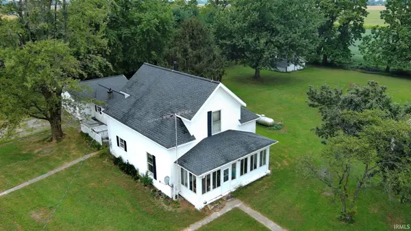 1606 N County Road 1350 ***, Kempton, IN 46049-9613