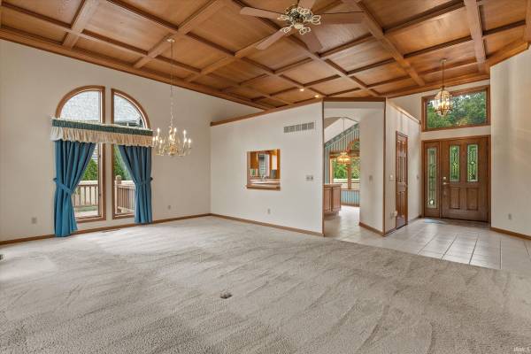 809 Bittersweet Cove DR, Mishawaka, IN 46544