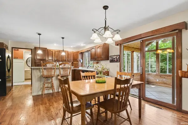 15971 Cedar Ridge CT, Granger, IN 46530-6514
