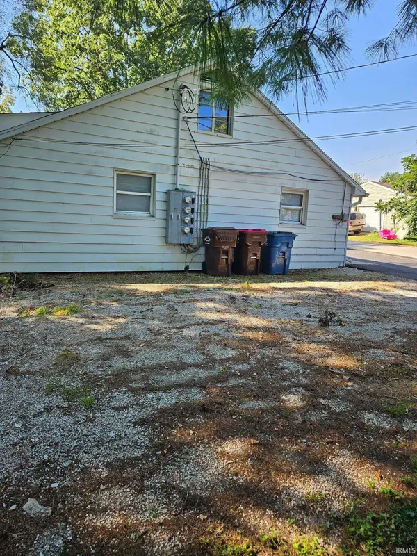 426 S King AVE, Brazil, IN 47834-3184
