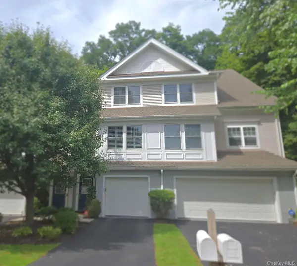146 Underhill LN, Peekskill, NY 10566