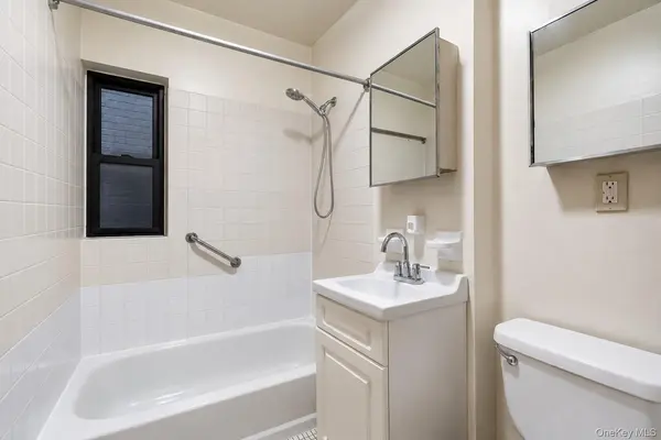 153 West 106th Street #3B, New York (manhattan), NY 10025