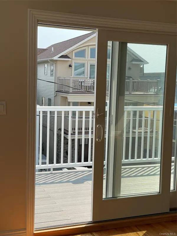 21 Maryland AVE #C, Long Beach, NY 11561