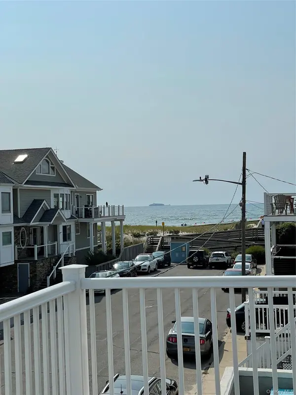 21 Maryland AVE #C, Long Beach, NY 11561