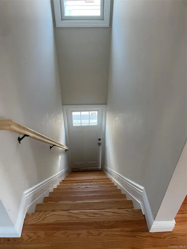 21 Maryland AVE #C, Long Beach, NY 11561