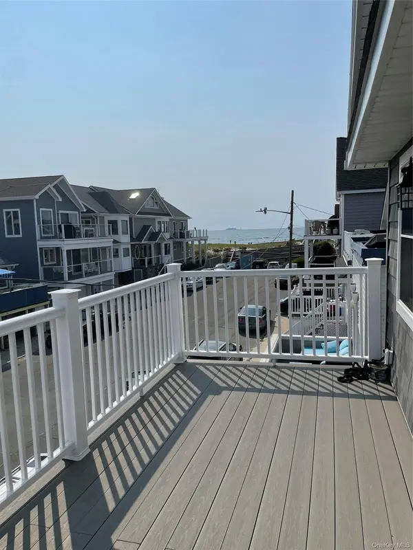 21 Maryland AVE #C, Long Beach, NY 11561