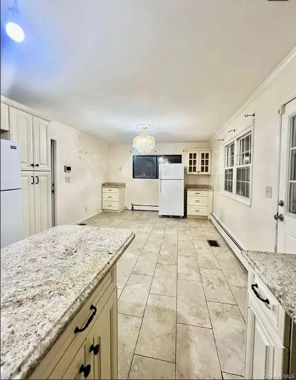 129 Linden LN, Monroe, NY 10950