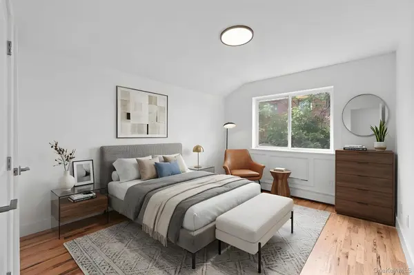 83-32 159 Street, Jamaica Hills, NY 11432