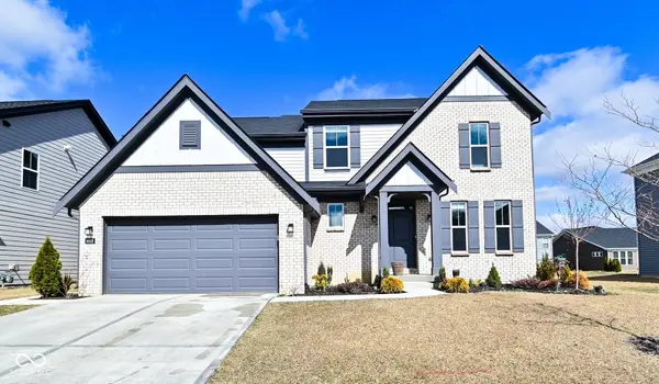 9928 Deep Royal WAY, Indianapolis, IN 46239