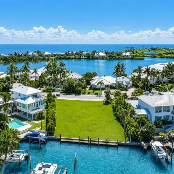 1639 JEAN LAFITTE DR, Boca Grande, FL 33921