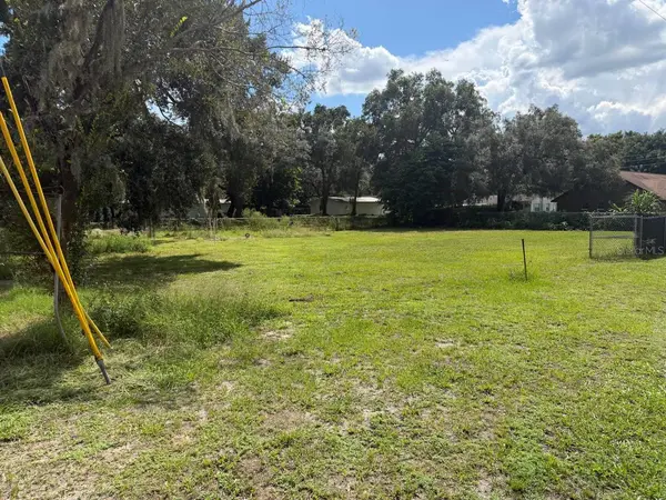 38438 JUSTIN AVE, Zephyrhills, FL 33542
