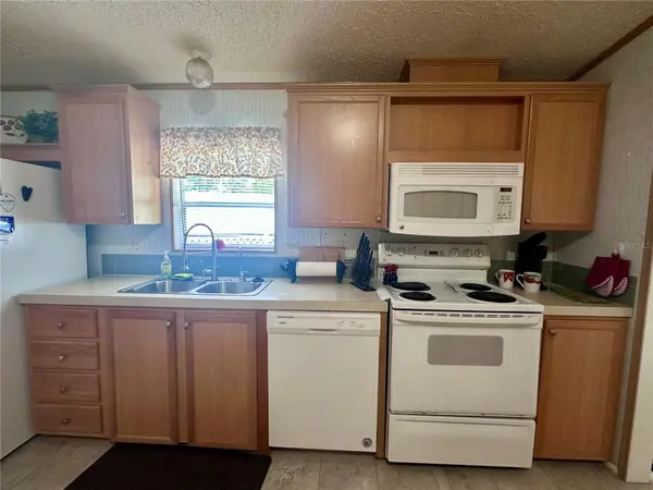 1100 BELCHER RD S #33, Largo, FL 33771