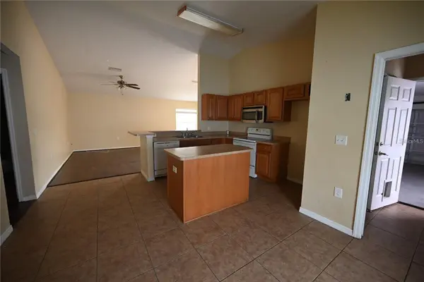5302 SCHOOL RD, New Port Richey, FL 34652